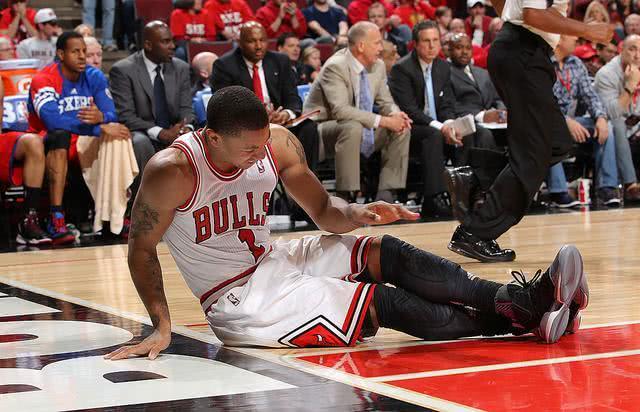  维尔茨重伤缺阵，勒沃库森进攻端告急  